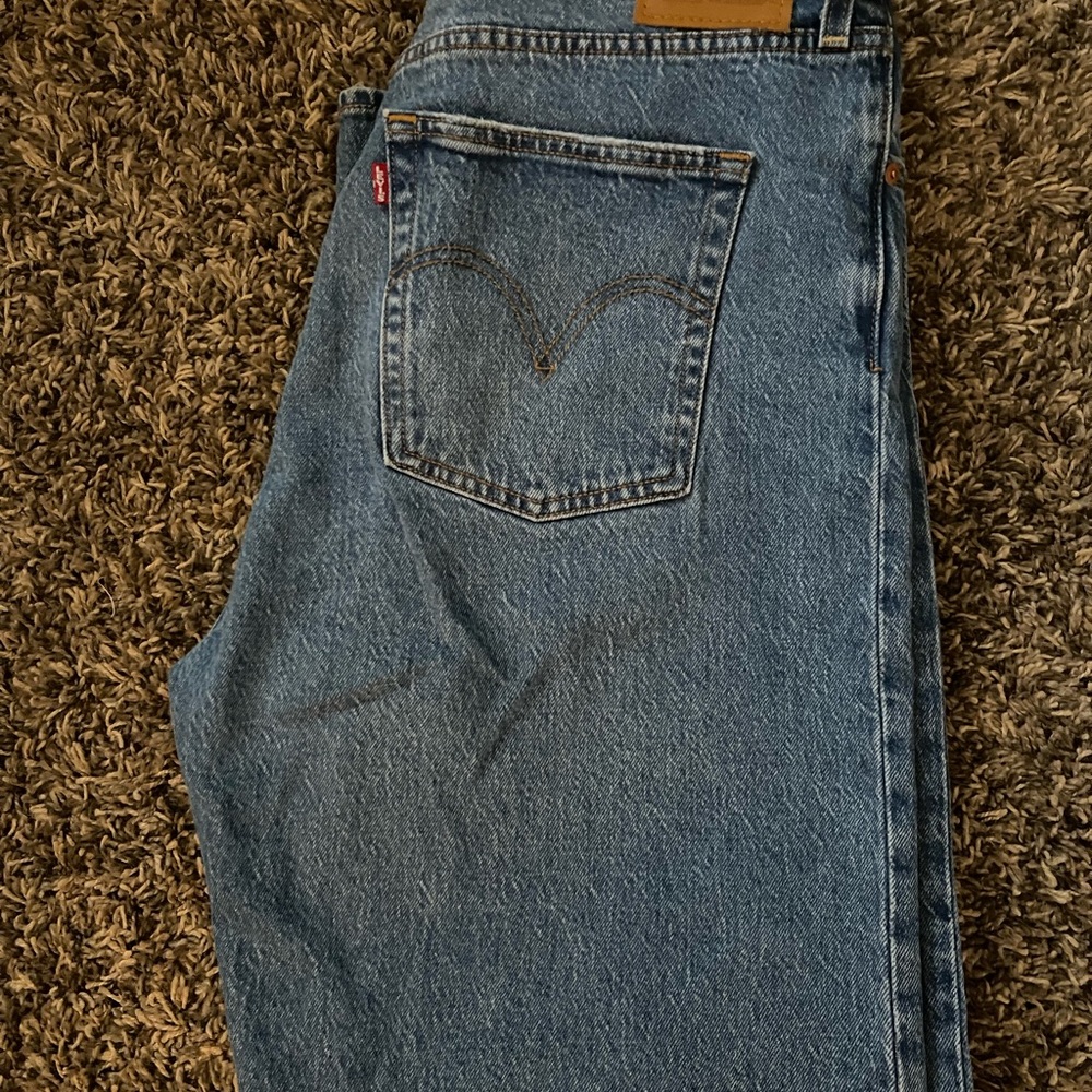 Levi’s Premium Ribcage Stretch